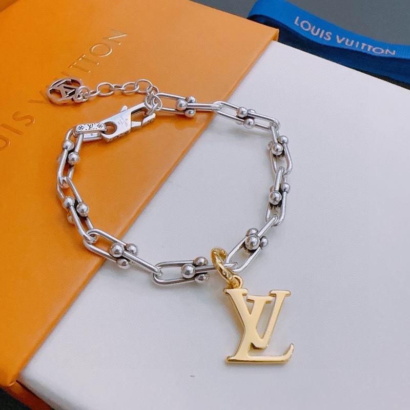 LV Bracelet 03lyr244